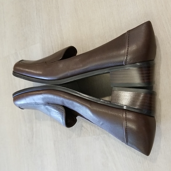 NWOT Trotters Size 8.5M - Picture 7 of 13